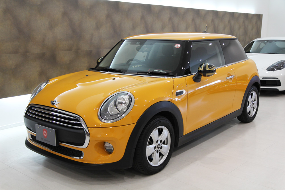 Mini ミニワン ボルカニックオレンジソリッド 在庫車情報 Moderno モデルノ